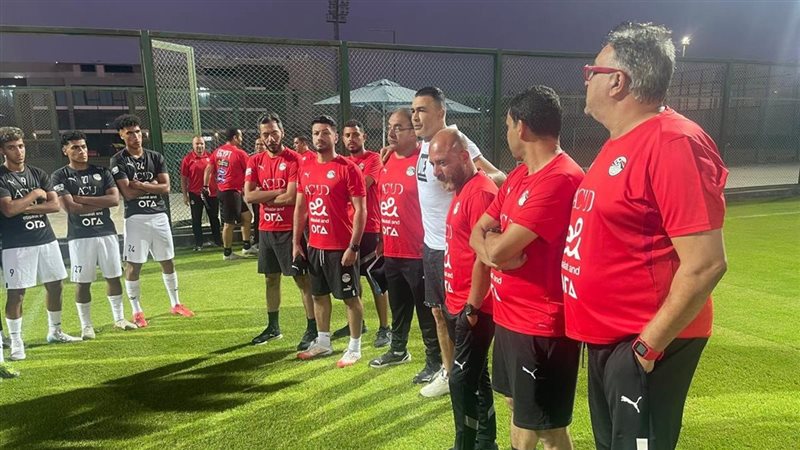 الجهاز الفني لمنتخب