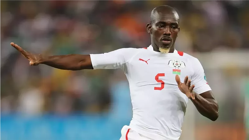 محمد كوفي مدير منتخب