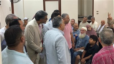 في جولة مفاجئة بعيادة التأمين الصحي بدكرنس، محافظ الدقهلية يطالب الأطباء والتمريض بالانضباط (صور)