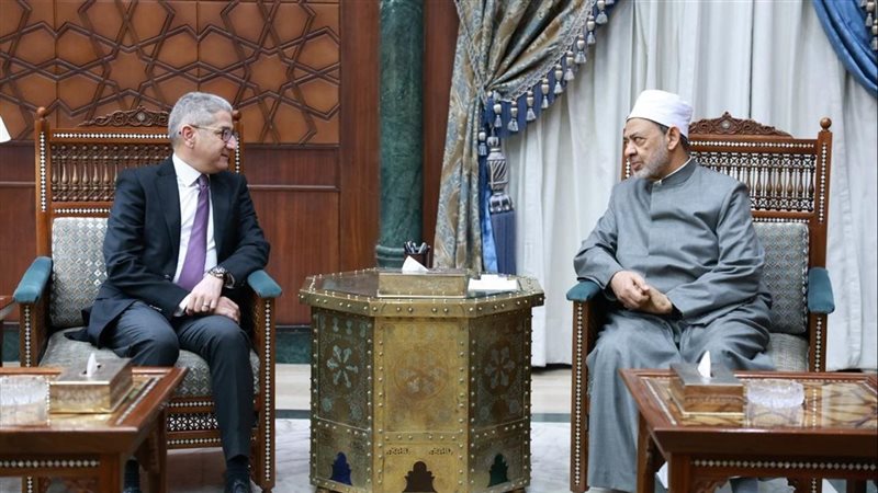جانب من اللقاء، فيتو