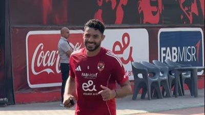 أبرزهم ياسر إبراهيم، غيابات الأهلي أمام الزمالك في القمة 132 