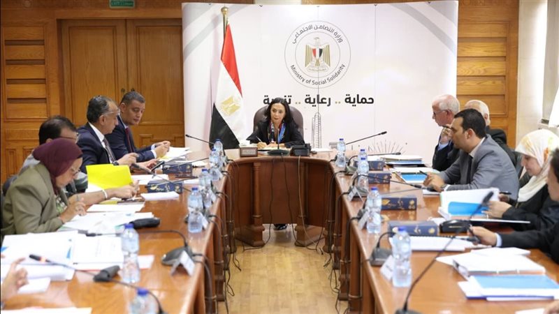 وزيرة التضامن تترأس