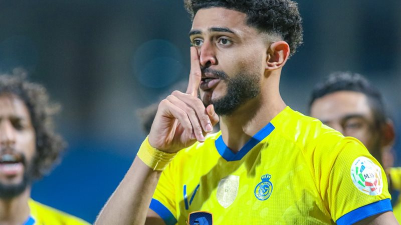 عبد الإله العمري،