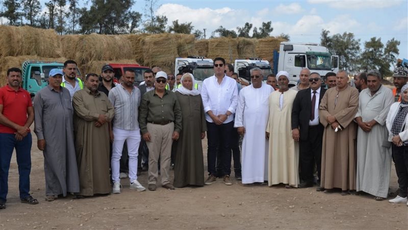 محافظ الدقهلية مع