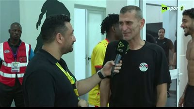 مدرب حراس مرمى المنتخب باكيا: 