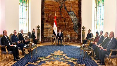 السيسي يستقبل رئيسة الحكومة التونسية.. الرئيس يشيد بجهود الإصلاح وتعزيز النمو الاقتصادي وتحقيق التنمية المستدامة في تونس.. ويبحثان تعزيز القطاعات التجارية والاستثمارية