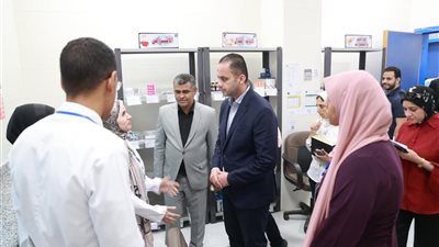 نائب وزير الصحة يتفقد المنشآت الصحية بأبو قرقاص بالمنيا 