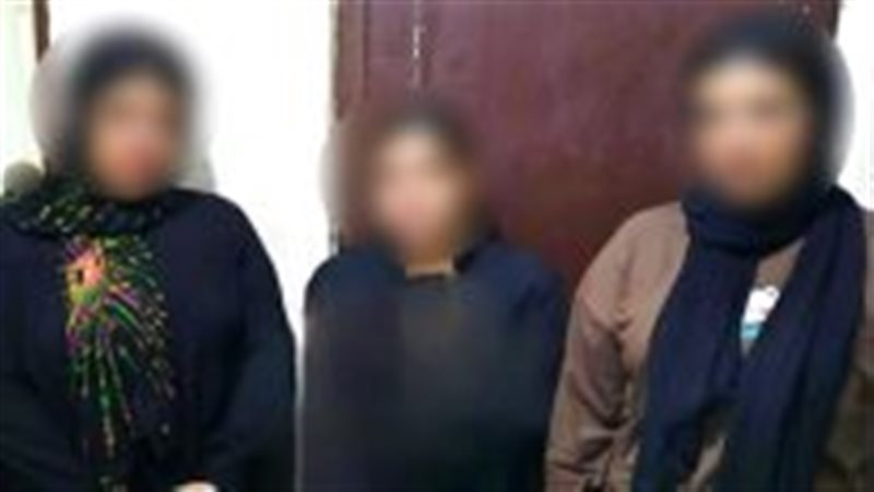 ضبط 6 سيدات بتهمة
