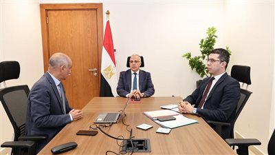وزير الري يتابع أعمال تطوير برامج الرصد والمراقبة والتشغيل بالسد العالي