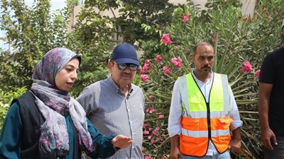 رئيس شركة صرف الإسكندرية يتفقد مشروعات إحلال وتجديد الشبكات بالجمرك
