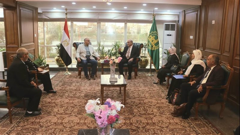محافظ القليوبية خلال
