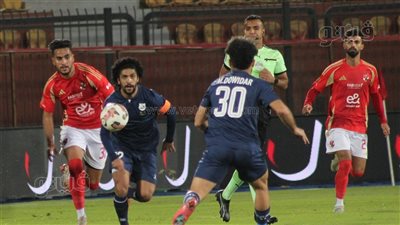 الغازي حكما لمباراة الأهلي وإنبي، تعرف على حكام مباريات الأحد بالدوري