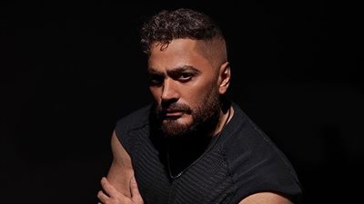 فجأة وما رضيش يعرف حد، سبب دخول تامر حسني المستشفى