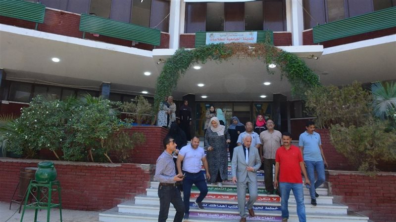 نائب رئيس جامعة أسيوط
