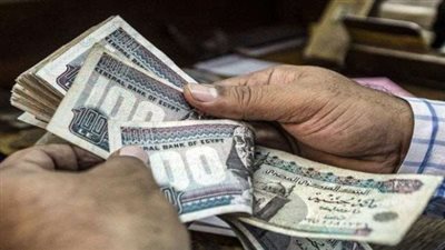 السكر المر.. عمال المصانع التابعة لـ«التموين» يطالبون بتحسين أوضاعهم المالية.. يناشدون الرئيس التدخل.. ضم العلاوات وتطبيق الحد الأدنى للأجور «أبرز المطالب».. والوزارة ترد 