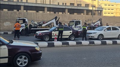 استمرار الحملات المرورية لضبط سيارات التاكسي والسرفيس والدراجات البخارية بالمنصورة