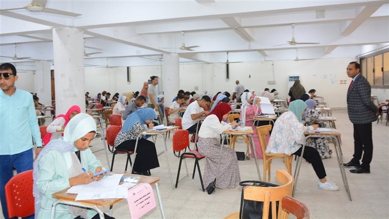 امتحانات الطلاب