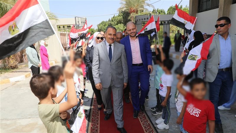  محافظ الشرقية يزوردارالمدينةالمنورة
