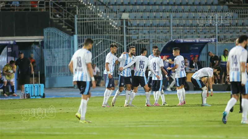 بيراميدز. فيتو
