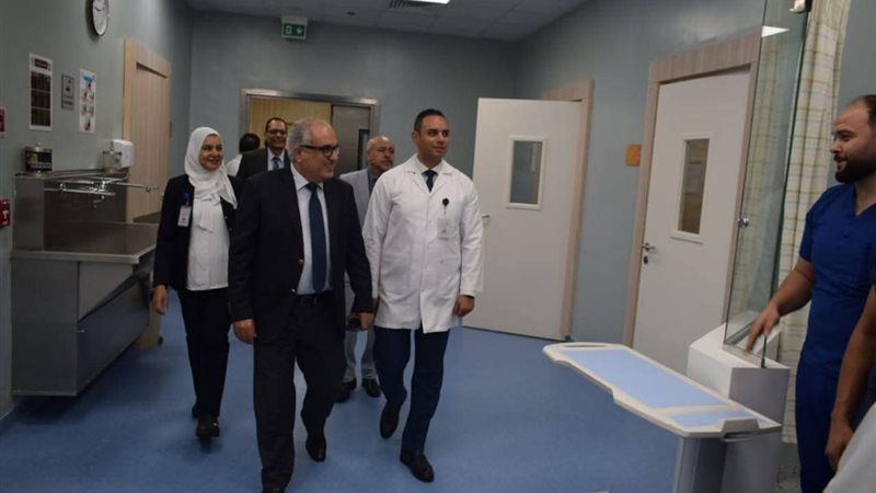 د.احمد مصطفي 