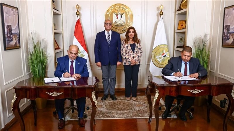 محافظ القليوبية ووزيرة