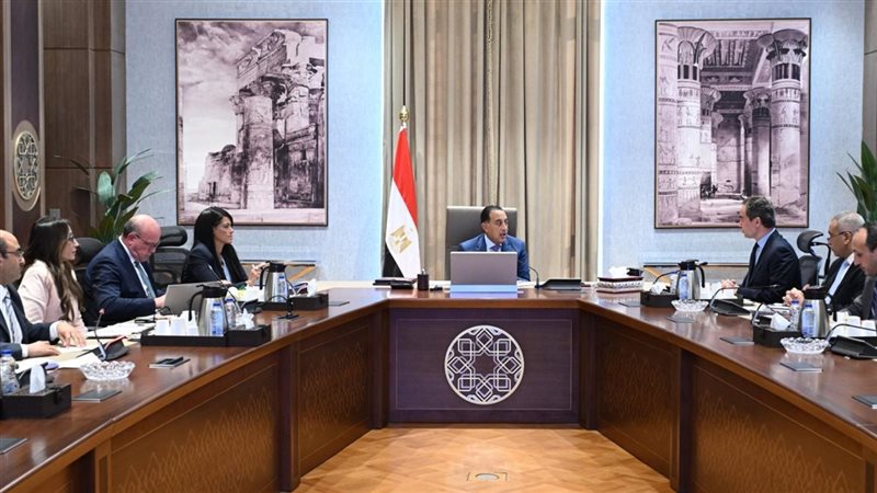اجتماع برئاسة الدكتور