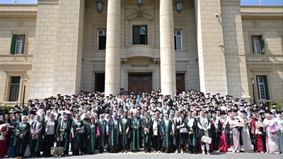 كلية التربية للطفولة المبكرة بجامعة القاهرة تحتفل بتخريج دفعة 2025