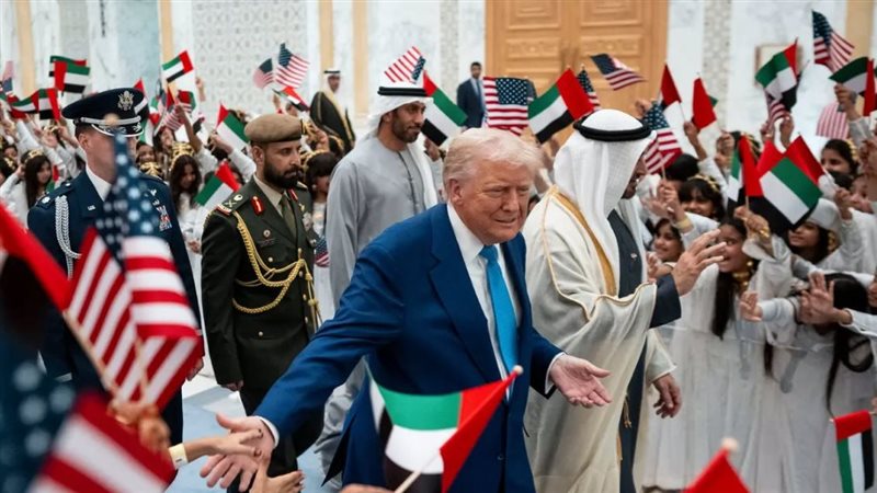 ترامب ومحمد بن زايد،