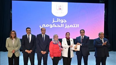 جامعة القاهرة تكرم الراحلين والمتقاعدين والمتميزين