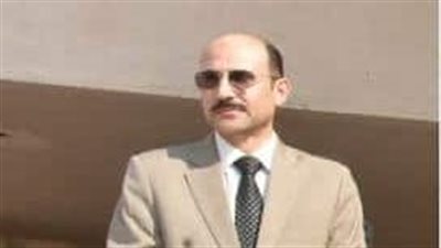 تعيين الدكتور أحمد عزب قائما بأعمال رئيس جامعة مدينة السادات (مستند)
