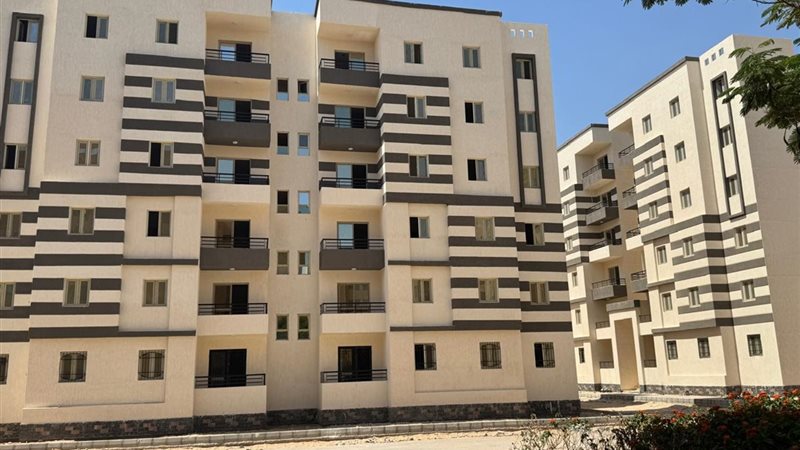 شقق الإسكان، فيتو