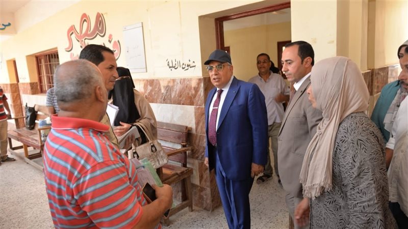 محافظ الدقهلية يتفقد