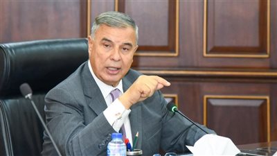 محافظ الإسكندرية يناقش استعدادات موسم الشتاء 2025- 2026 