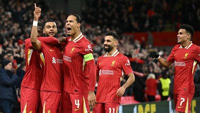 سلوت يعلن غياب نجم ليفربول عن مواجهة فرانكفورت في دوري أبطال أوروبا