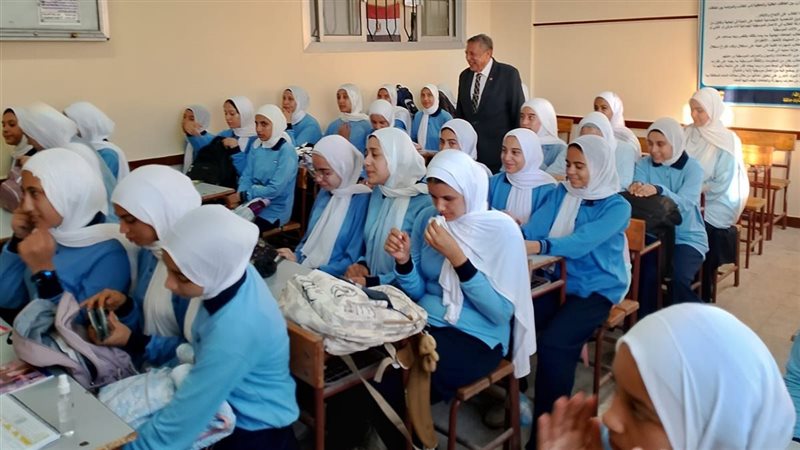 بداية العام الدراسي