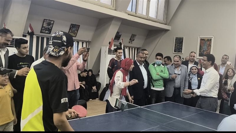 رئيس جامعة بنها خلال