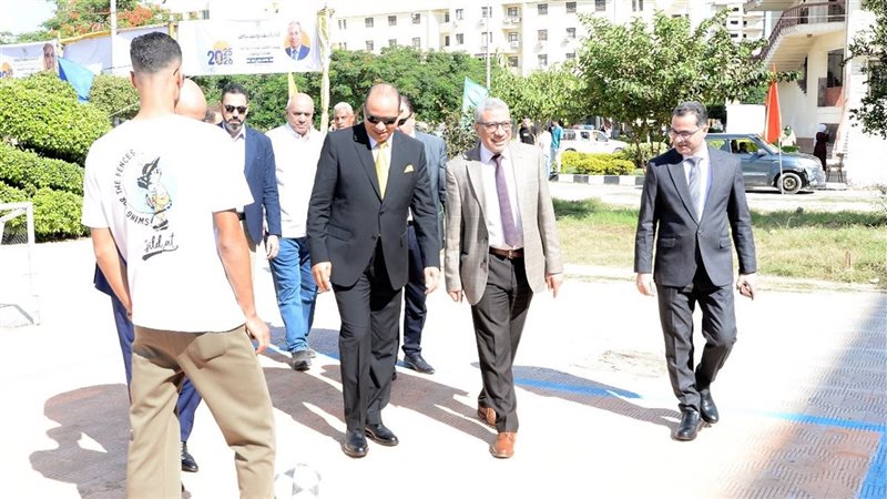 جولة رئيس الجامعة