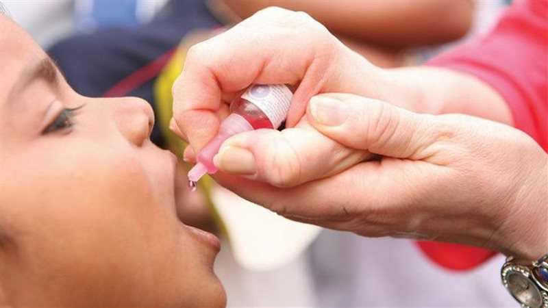 تطعيم شلل الأطفال