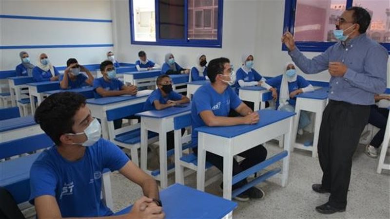 طلاب مدارس التعليم