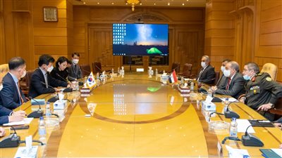 وزير الإنتاج الحربي يبحث مع سفير الفلبين أوجه التعاون المشترك