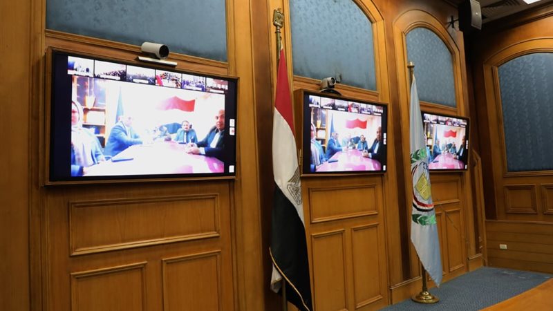 اجتماع عبر تقنية
