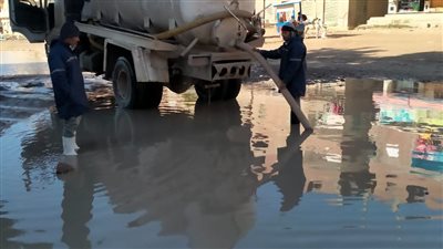 انتشار سيارات الصرف الصحي في ميادين الإسكندرية | صور 