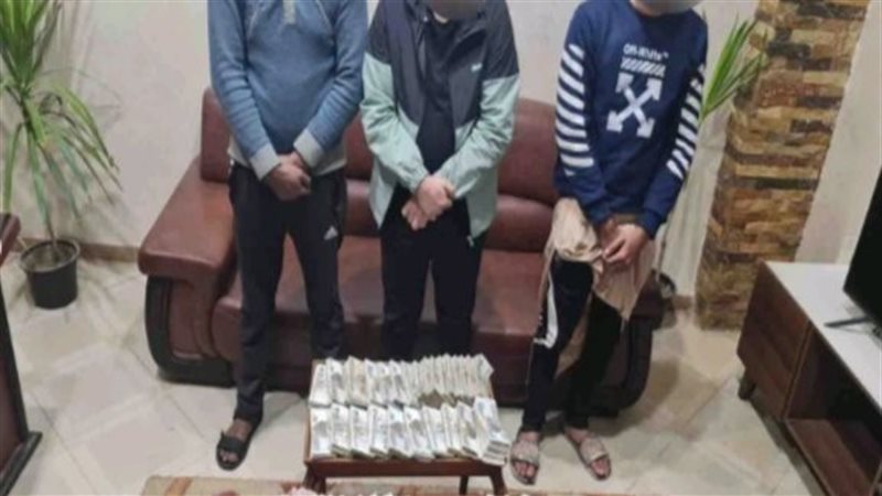 المتهمين 
