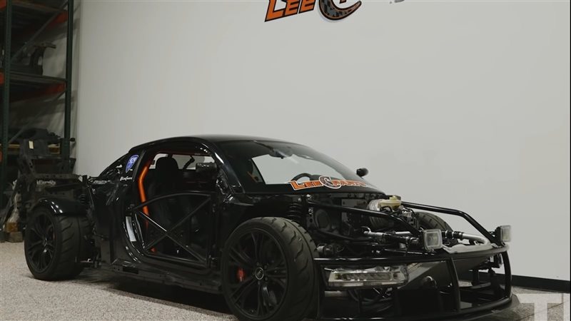اودي R8 تستعرض مهارتها