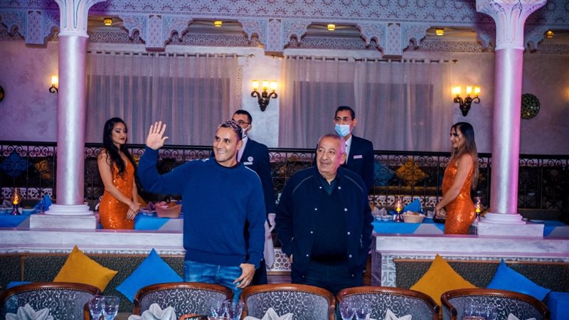 كيلور نافاس يحتفل