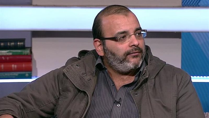  أيمن بهجت قمر