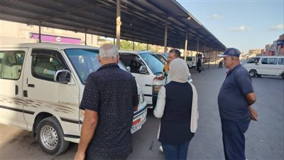 انتظام حركة المواصلات بمواقف دمياط تزامنًا مع انطلاق العام الدراسي الجديد (صور)