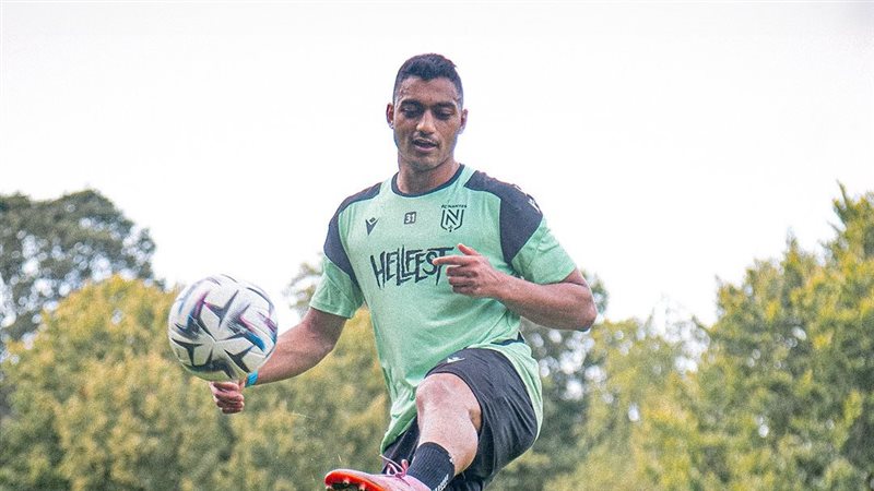 مصطفى محمد، فيتو