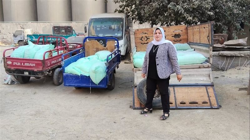 ضبط الدقيق المهرب،