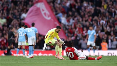 نهائي كأس كاراباو، آرسنال ومانشستر سيتي يتعادلان سلبيا في الشوط الأول